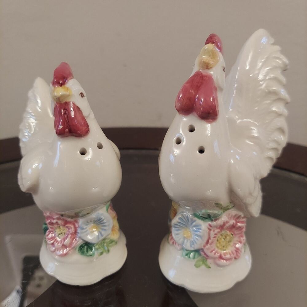 Lenox Butterfly Meadow Roosters Pair of 2 Salt & Pepper Shakers